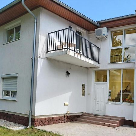 Ilona Apartmanhaz Siófok Eksteriør billede