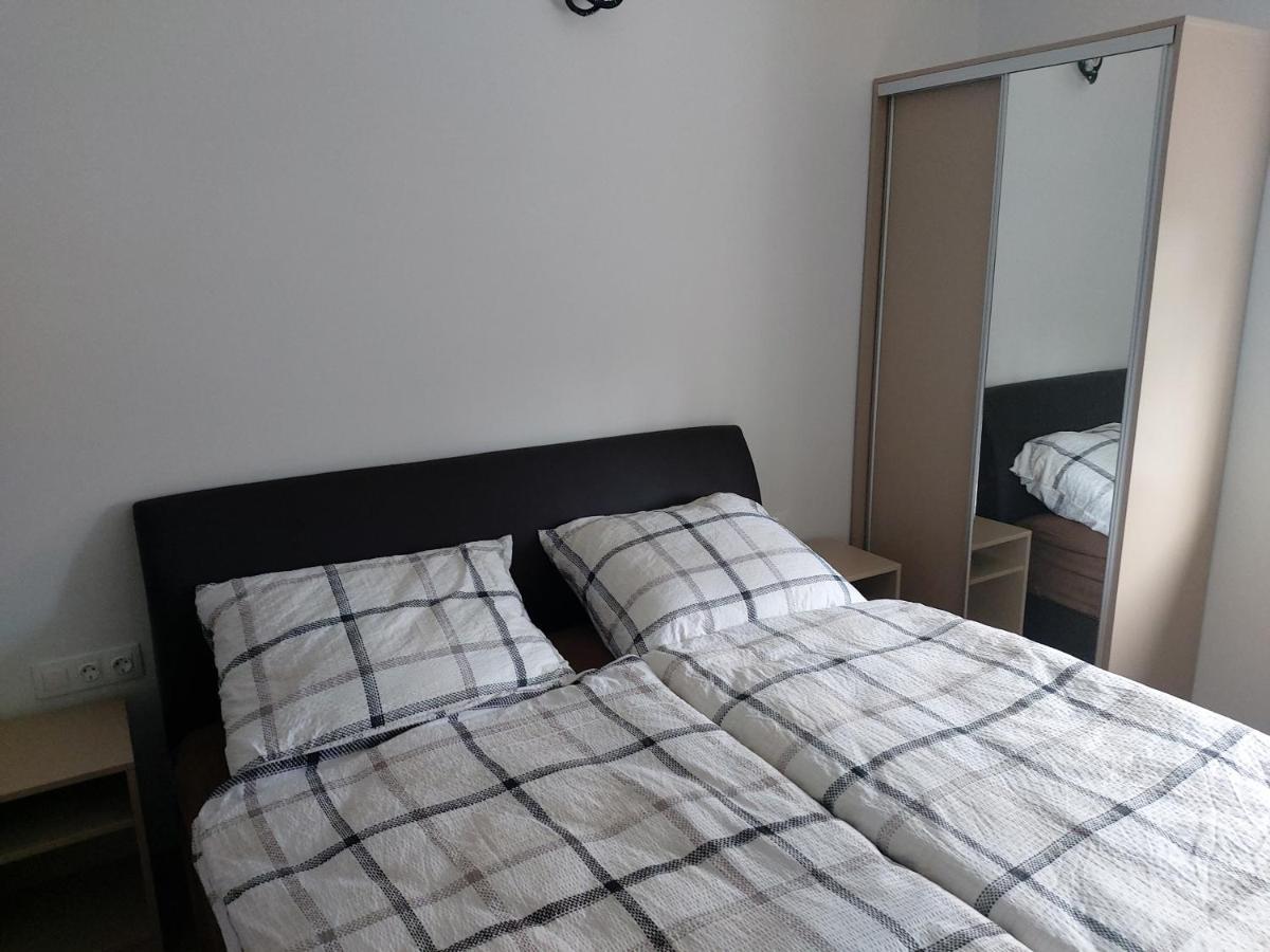 Ilona Apartmanhaz Siófok Eksteriør billede