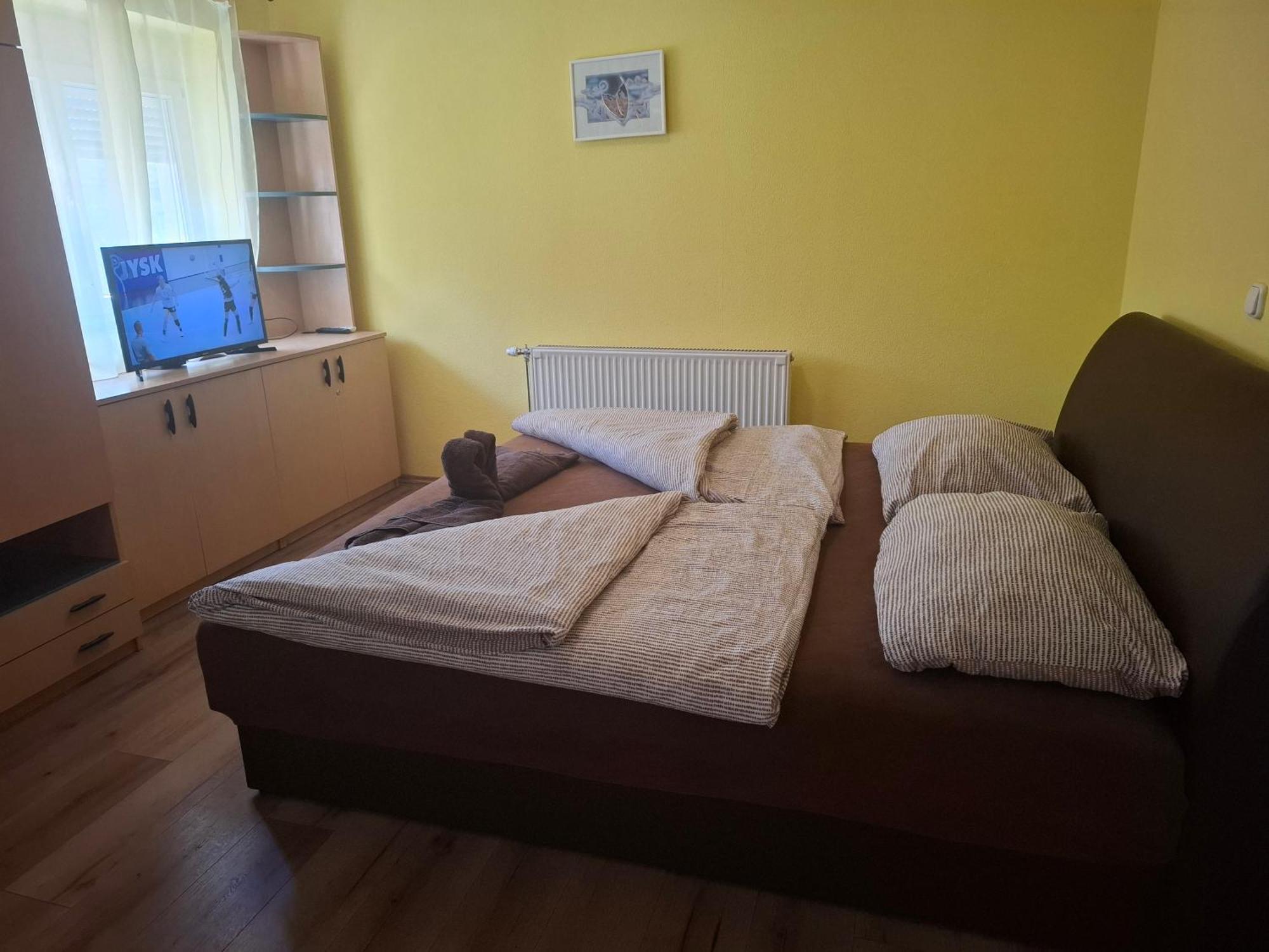 Ilona Apartmanhaz Siófok Eksteriør billede