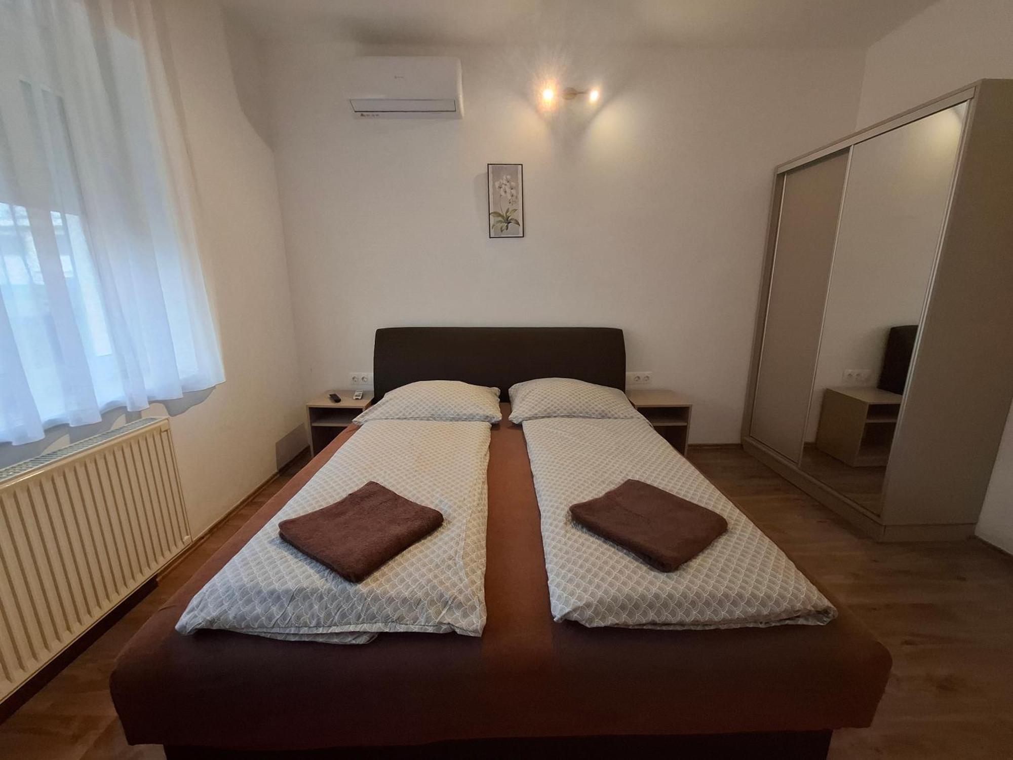 Ilona Apartmanhaz Siófok Eksteriør billede